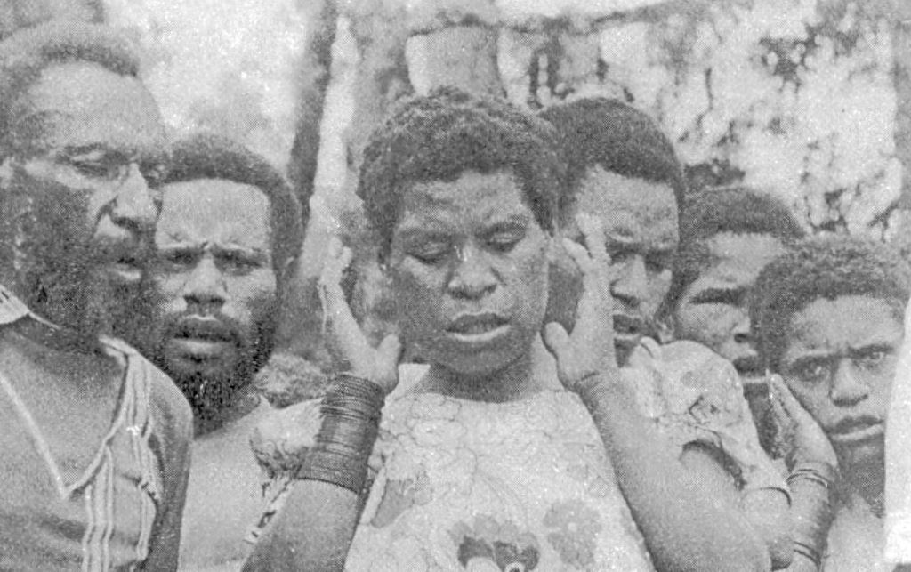 Gebetsrevival bei den Enga im Hochland von Papua (1973)